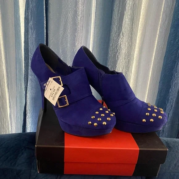 New Cobalt blue studded heels - Picture 2 of 2